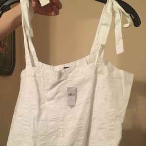 NWT AE White eyelet tank top
